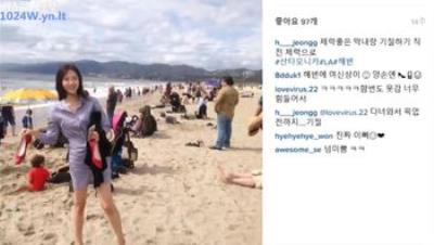 91摄影大师跟拍系列一地铁尾随女神級乘务员撩裙边抄底裙內春光一览无限!