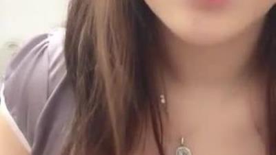 丰满的少妇尺度换装大秀 1V