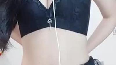 对白超诱惑气质大学生主播酥酥大尺度表演看着她性感的逼逼撸不停