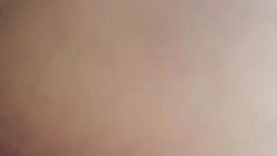 姐妹同台直播老师大鸡巴草妹妹小粉逼姐姐一旁指挥最后口爆吃豆浆