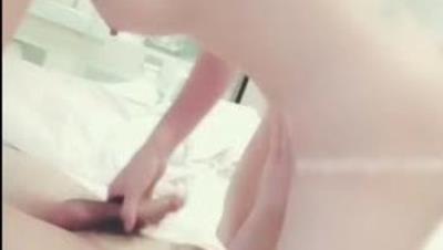 极品高颜值模特兼职卖淫女和大款酒店开房各种姿势啪啪口爆吞精