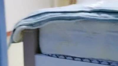 〖勾搭那些事儿〗让表姐勾引外卖小哥啪啪_表弟偷拍_表姐直接扑倒床上口活_主动骑上去开操_白嫩表姐爽的一逼