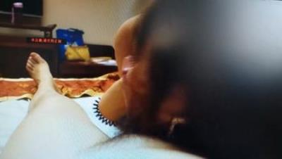 国模丫丫和摄影师流出戴着个眼镜还挺闷骚的 1V