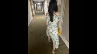 优雅女教师少妇放学后的另一幅骚模样！