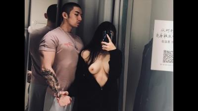 臀控必入，这是DuDu, officiall website ⬇️