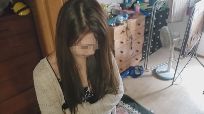 FC2PPV-1182372【个人】母になったばかりの奥さんを犯す。泣く幼子をあやし隣の部屋で他人棒を咥え突かれ泣く