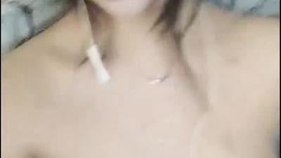 幽幽新主播高颜值的漂亮小姐姐全裸诱惑手指扣B自慰