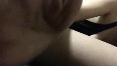 让女友穿上情趣黑丝玩观音坐莲