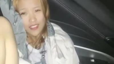 爸爸的小骚货深夜出来玩激情口交无毛小骚逼上位抽插浪荡呻吟