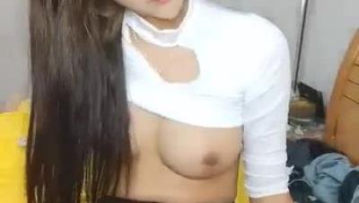 羊羊颜射吞精高颜值嫩妹自慰啪啪性感黑丝跳蛋塞入自摸最后颜射