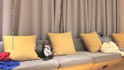 极品00后小萝莉美乳粉嫩沙发狂舔开插娇喘连连各种姿势挨个来