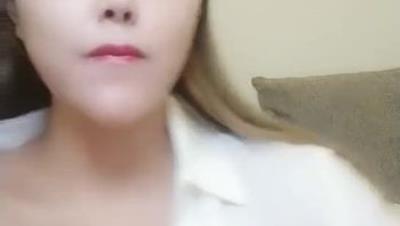 户外勾引陌生人楼道野战有人上楼惊跑野鸳鸯回家接着干