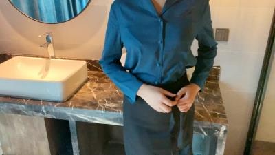 强势插入，操的最后求饶了！只好内射