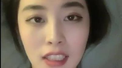 【秀妍baby】俏皮女友不满足男朋友的抽插速度你快一点快一点我才舒服爽过后小穴红肿的不行！