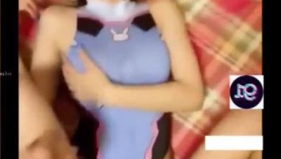 【小蓝的性福生活】超漂亮的曼妙酮体大白兔青春饱满爸爸的鸡巴好大顶到了酥啊！