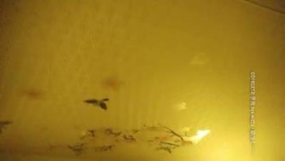 花了150块把按摩店少妇老板娘约到小旅馆服务啪啪