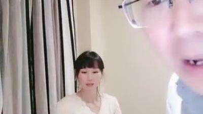 约个炮良家少妇床上的干柴烈火纠缠不断慢慢扒光解锁各种姿势爆草累瘫了