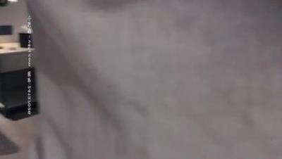 深夜场约了个高颜值蓝衣妹子啪啪互摸舌吻调情口交站立后入