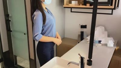 被迫高潮连连，杀猪似的叫床