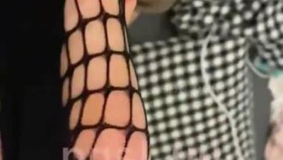 推特『狼少』无套抽插操爆裂黑丝女神蒙眼操更有感觉