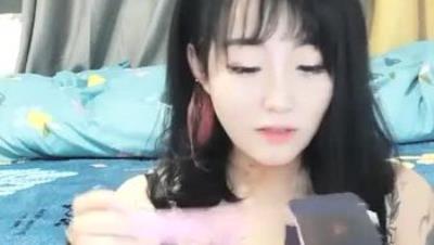 颜值不错新人纹身妹和炮友啪啪口交上位骑坐