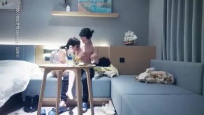 文轩探花深夜场约了个外套妹子啪啪，口交舔弄翘屁股后入