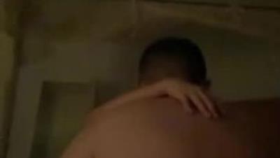 人妻老公上工地就约上她家连干几次