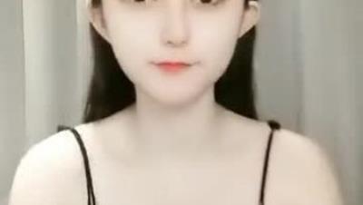 极品女神明星脸【极品热巴】黑丝套装终极诱惑 大黑牛玩具速插极品粉穴 妩媚呻吟 不一样的高潮