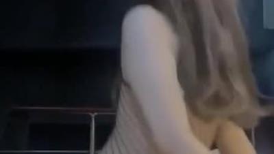 极品嫩妹『你的咬咬女仆』疯狂骑乘做爱 潮喷狂射 完美露脸