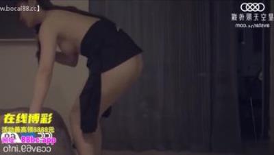 性福小哥双飞淫骚母女1080P高清版