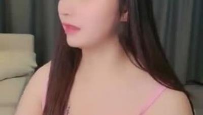 剧情演绎漂亮妹子相亲要深入了解一下，很久没做了试一下看适不适合 深喉口交上位骑坐自己动，粉嫩没穴呻吟诱人