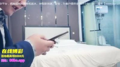 【赵总寻花】深夜约操大胸少妇，强力打桩机高频输出，姿势频繁角度专业