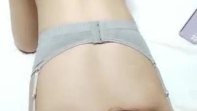 00后小萝莉，【萝莉酱】被调教成了小淫娃 小翘臀高耸求后入那个淫荡样子 无套内射小妹妹喜笑颜开好满足