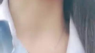 剧情演绎大长腿美女户外勾搭小哥哥野战 带到山上掏出JB深喉口交 翘起屁股站立后入