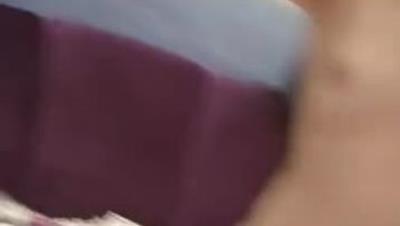 【姬 】空降来到土豪的地方做爱，大鸡吧深喉，让女神差点呕吐，被操得骚语连篇