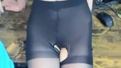 窈窕身材美少女网吧激战【泽美】高跟黑丝JK修长美腿 键盘电竞椅全是动物交配的气味