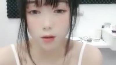 萌萌萝莉【电气喵】五小时秀 大黑牛高潮到虚脱，被网友聊骚对话 骚逼痒的受不了！