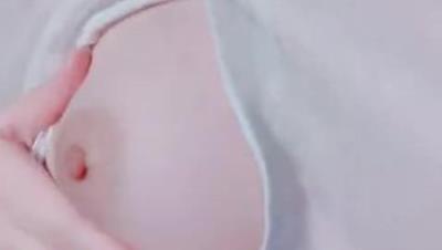 白皙粉嫩网红美少女【里有】黑丝制服女秘书淫语挑逗 揉弄鲜嫩迷人的肉蚌疯狂潮吹吐水娇艳欲滴