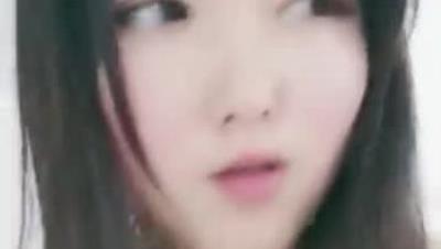 圆润肥臀肉肉身材 骑乘打桩机猛操屁股 后入大屁股进进出出