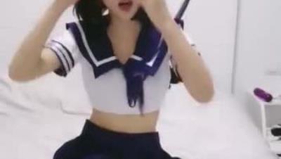 米拉和主人的幸福生活 娇小身材气质美女很耐操 黑色丝袜情趣装学生制服