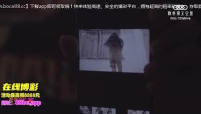 裸贷年轻的女孩裸贷买名牌包包-许月珍