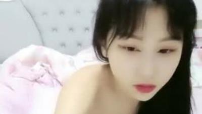 清纯小师妹激情啪啪 黑丝情趣装诱惑 主动上位抽插表情骚