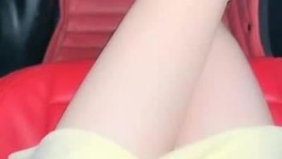 【榨精少女&不良忍】高挑长腿萝莉全身粉嫩，挺瘦的但是奶子还挺大像刚发育好 无套内射洗鸳鸯浴