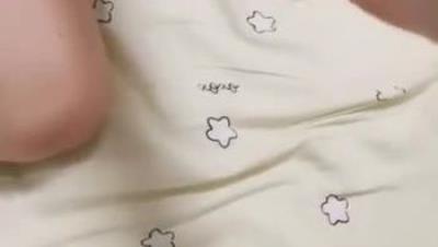 学舞蹈的02年小太妹性感黑丝诱惑 干完一炮去洗完澡再干一炮 持久力干得小妹妹痉挛骚动！