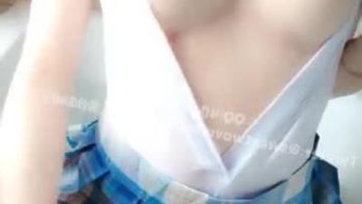 网红女神【娜美妖姬】八月私人定制新作-浴缸湿身 浴缸湿身玩具刺激无毛漂亮小穴 高潮呻吟好想操