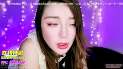 风骚尤物海外留学生【李真】清晨女友的特殊叫醒服务 早上一炮精神好爆射挺翘美臀