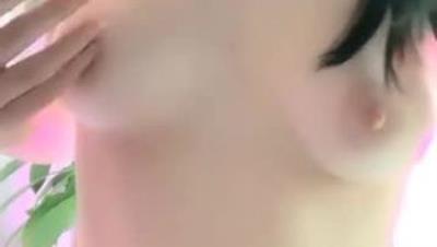 杭 州 上 等 美 女 【 蘇 妲 己 】 平 日 高 端 氣 質 ， 私 下 卻 是 這 般 放 蕩 淫 亂 ， 騷 穴 都 沒 怎 麽 玩 就 濕 透 了 ！   ( 2)