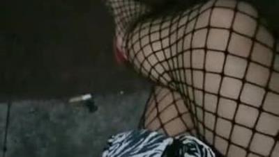 渣 女 來 襲 深 夜 出 來 偷 情 啪 啪 ， 口 交 大 雞 巴 身 材 很 好 ， 草 了 騷 逼 爆 菊 花