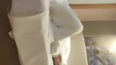 2021.10.2， 【 小 馬 尋 花 】 ， 萬 衆 期 待