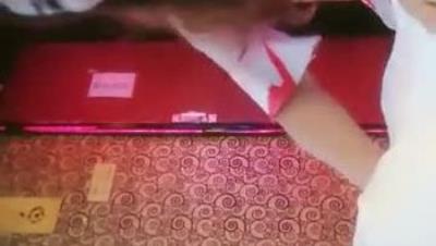 最 近 脾 氣 有 點 暴 躁